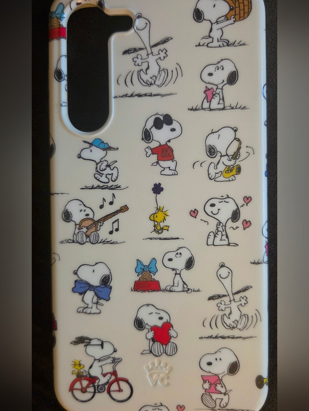 Snoopy Illustrated White Phone Case - Cute Character Design